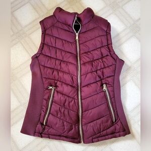 Women's Quilted Vest - Burgundy